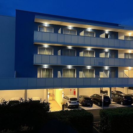 Alla Pergola ビビオーネ エクステリア 写真